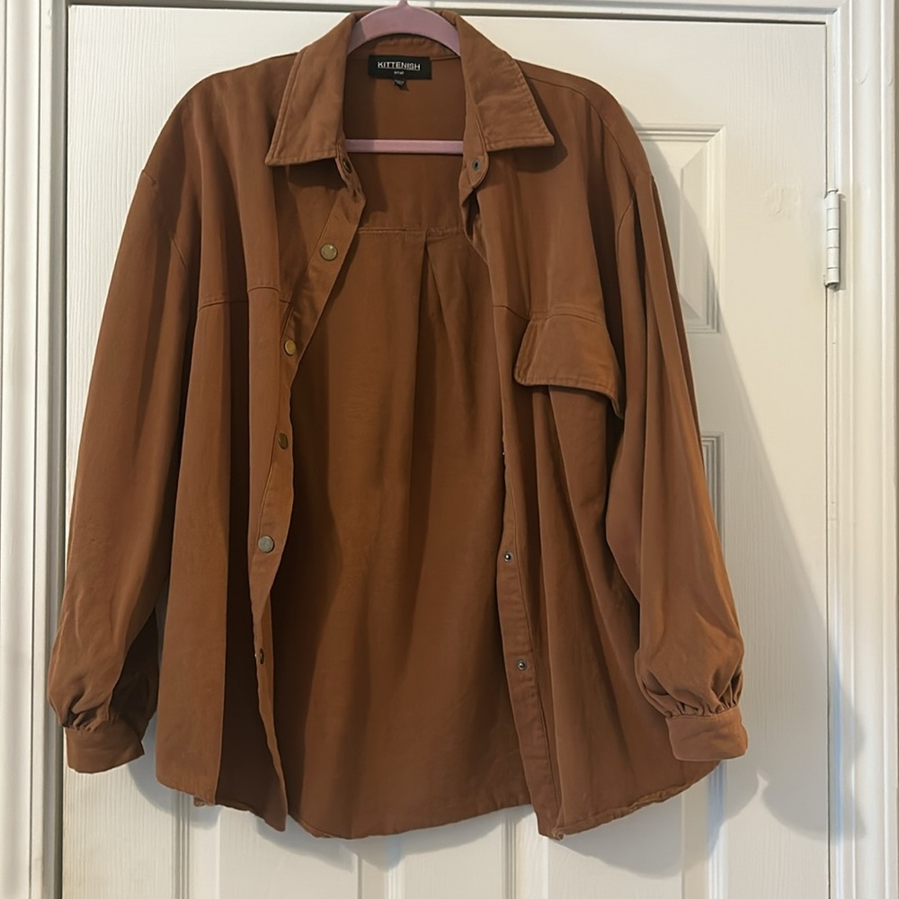 Kittenish oversized shacket size small